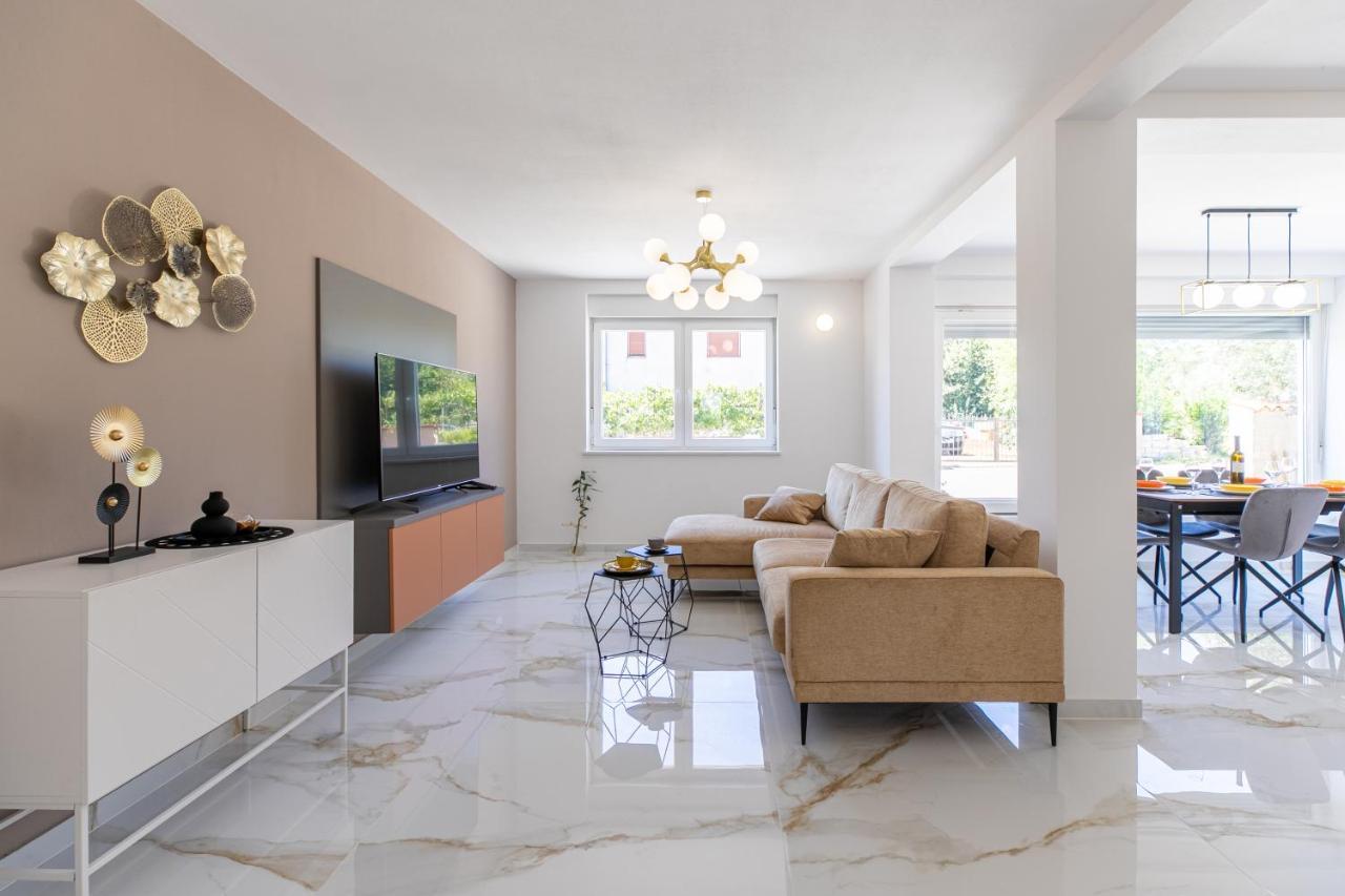Apartman Suzi بولا المظهر الخارجي الصورة